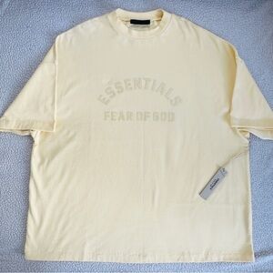 Fear of God Essentials T-Shirt Mens XL Oversized Yellow